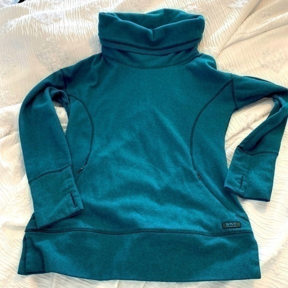 MARC New York Andrew Marc Performance long sleeve shirt high neck medium